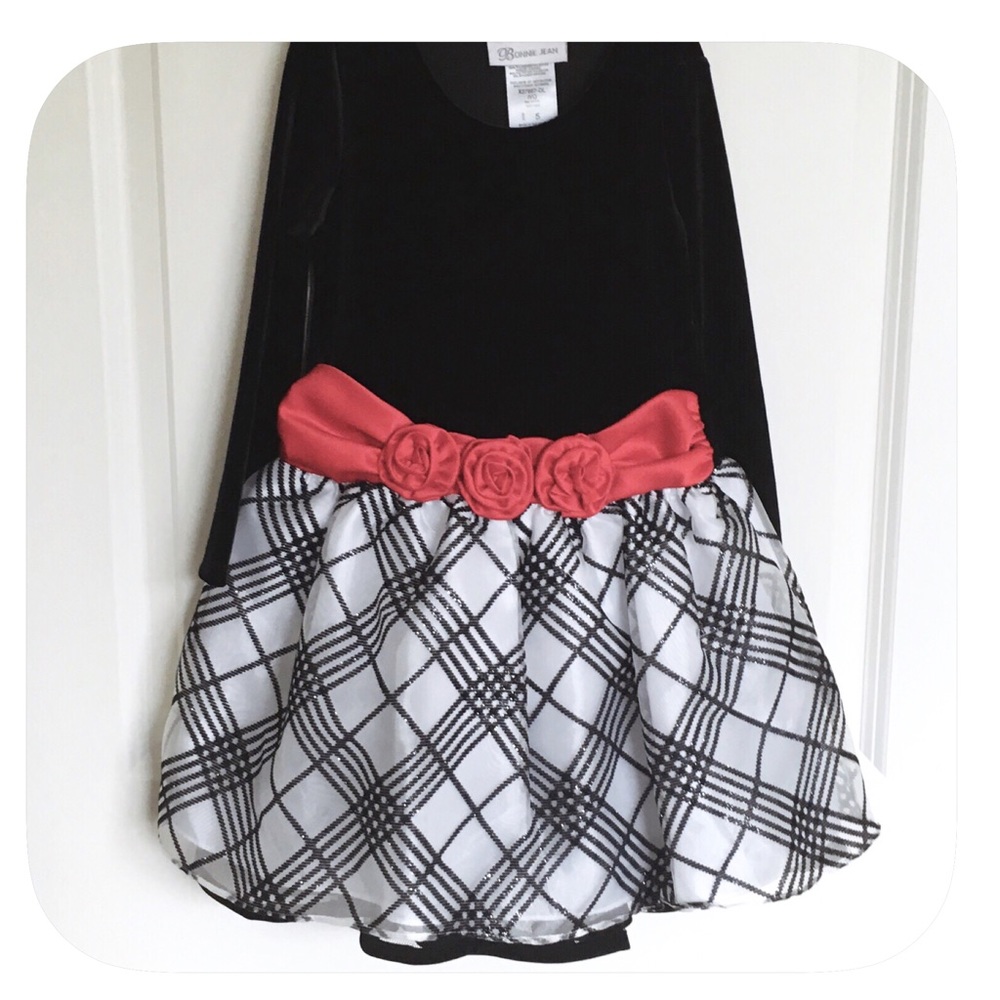 🌀SALE! 💗Girls Black, White, & Red Dress